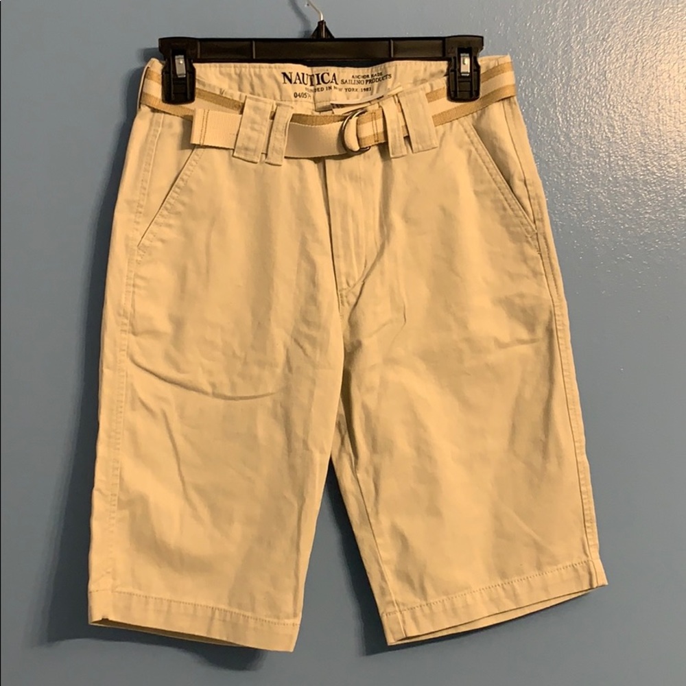 Nautica khaki shorts, NWT, includes belt youth 14